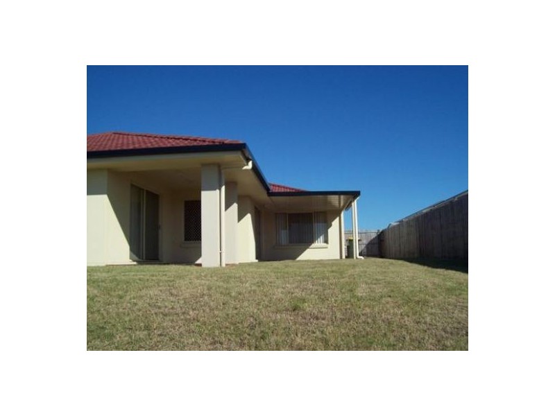 12 Earl St Vincent Cct, Hervey Bay QLD 4655