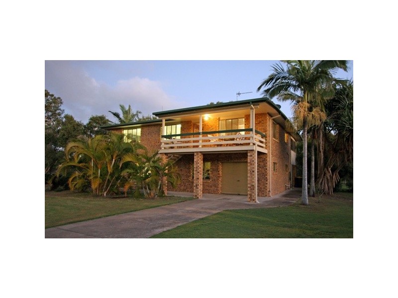 39 Orchid Avenue, Urangan QLD 4655