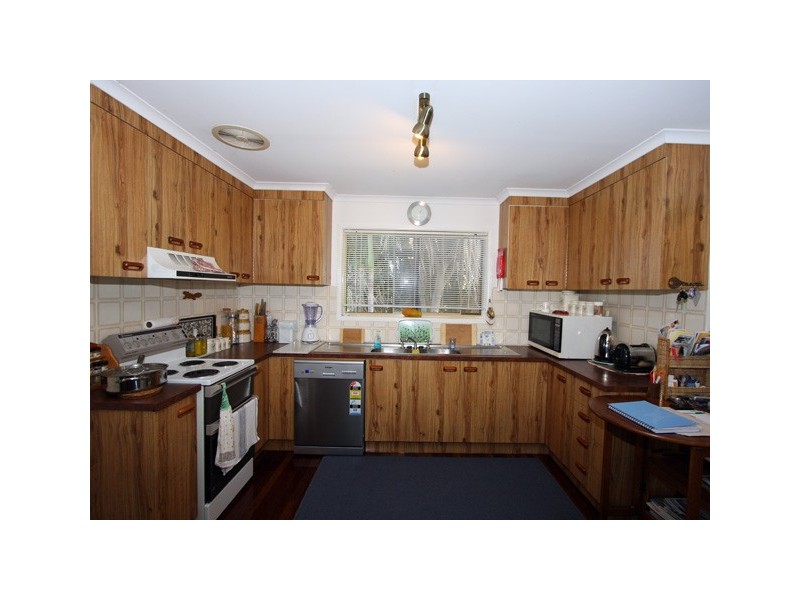 39 Orchid Avenue, Urangan QLD 4655