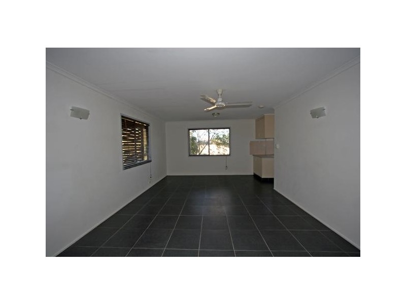 Point Vernon QLD 4655