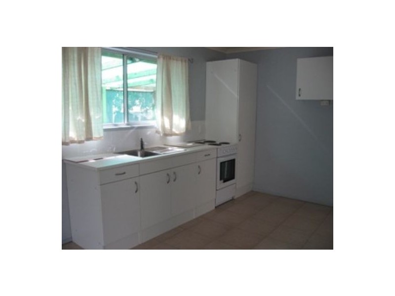 13 Neils Street, Pialba QLD 4655