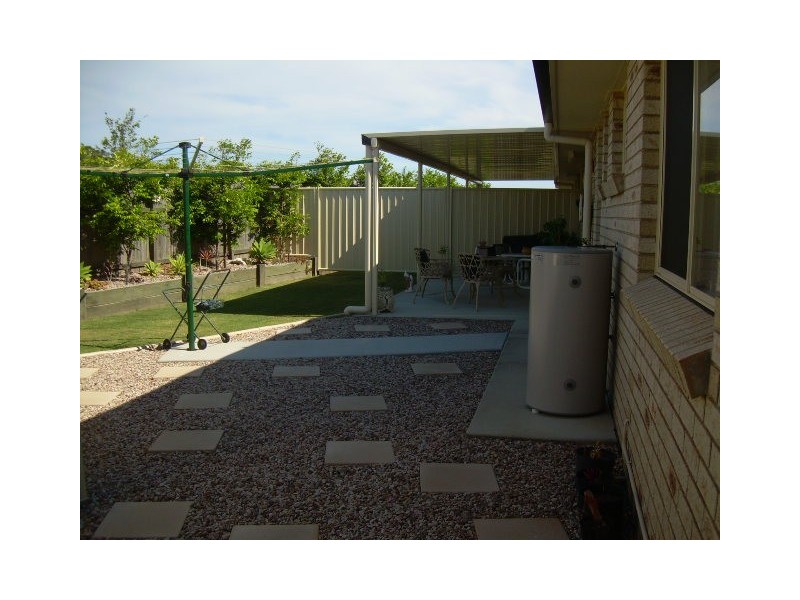 1/69 St Joseph Drive, Urraween QLD 4655