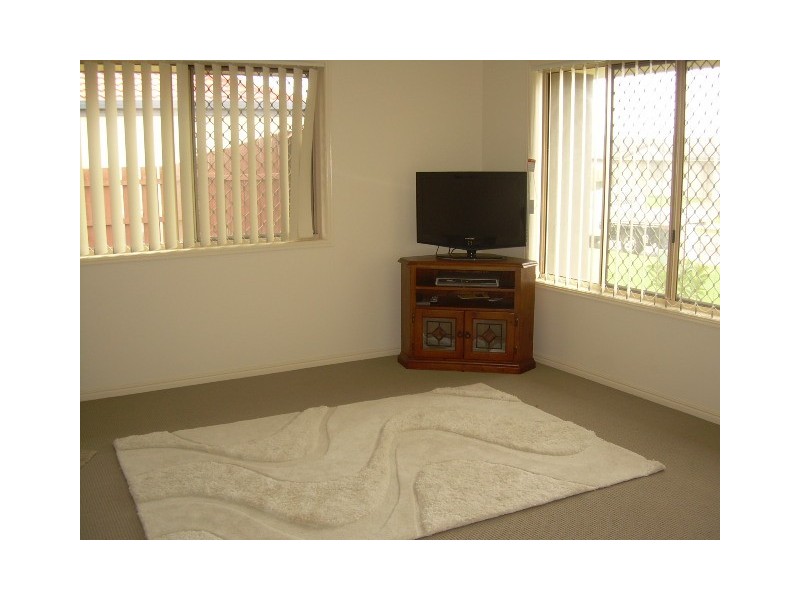 Eli Waters QLD 4655