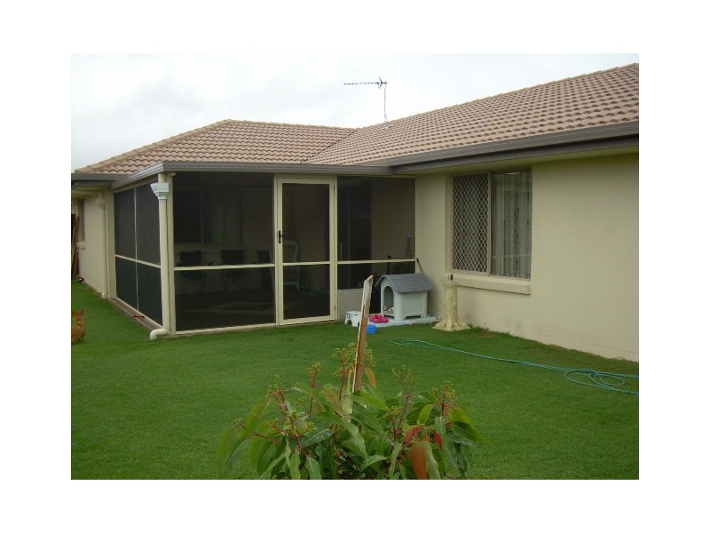 Eli Waters QLD 4655