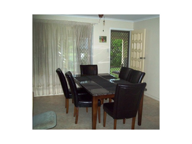 17 Miller Street, Urangan QLD 4655