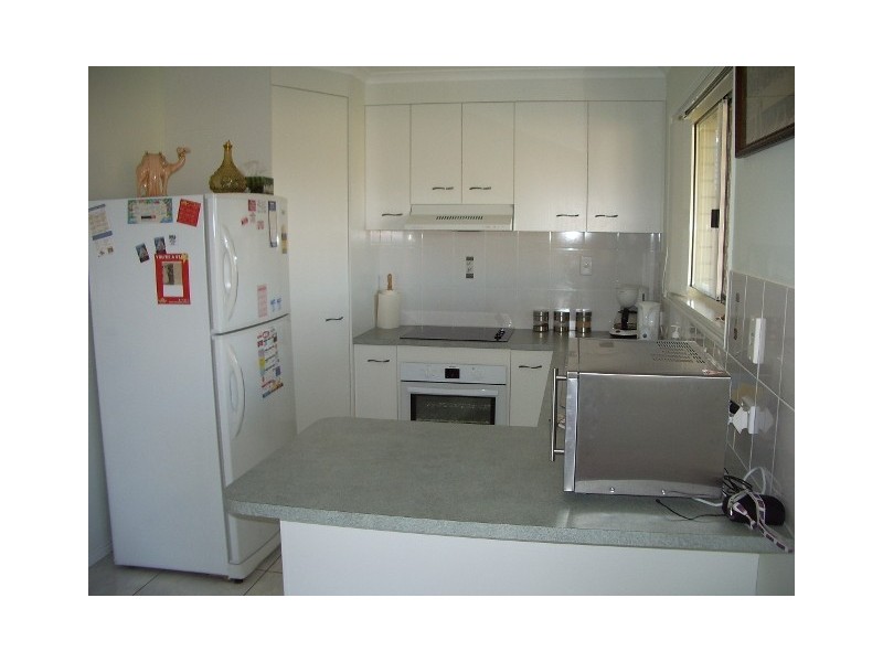 Point Vernon QLD 4655