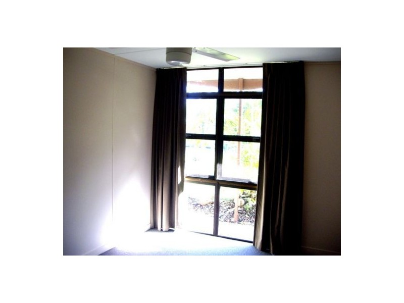 17B Hibiscus Street, Urangan QLD 4655