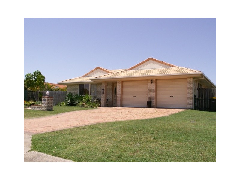 38 Kookaburra Dr, Eli Waters QLD 4655