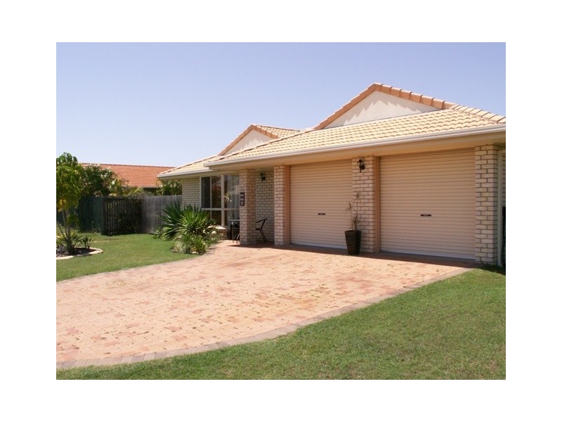 38 Kookaburra Dr, Eli Waters QLD 4655