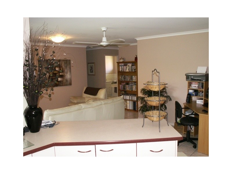 38 Kookaburra Dr, Eli Waters QLD 4655