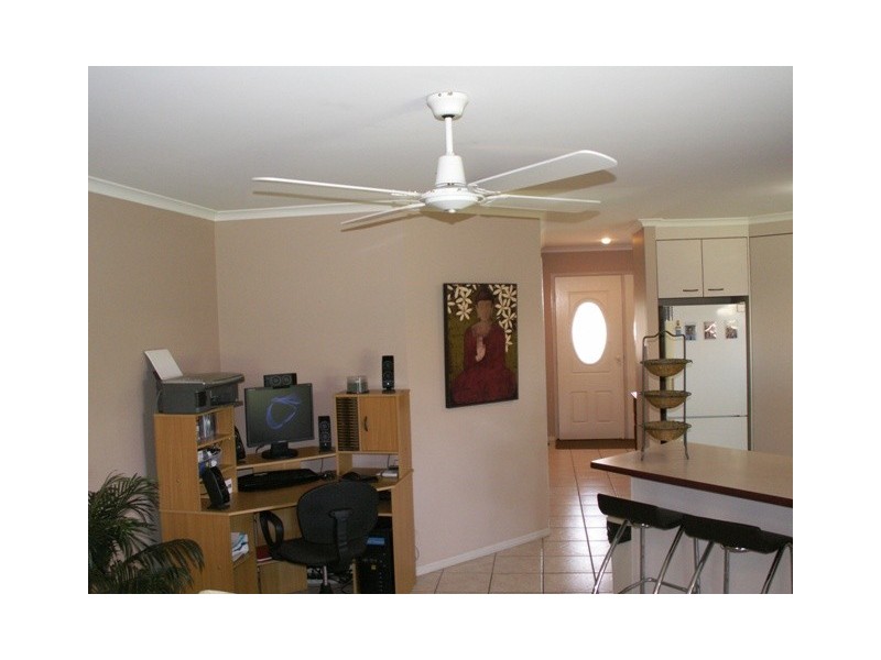 38 Kookaburra Dr, Eli Waters QLD 4655