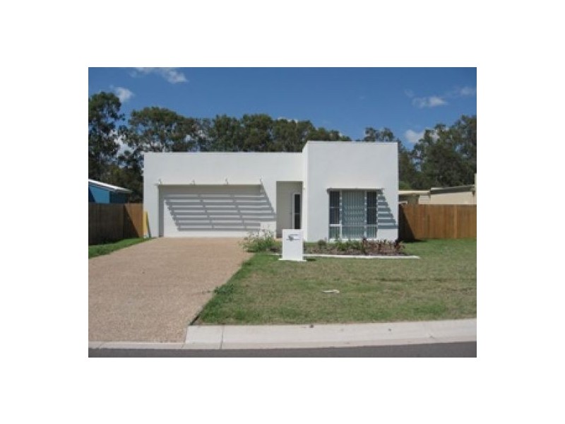 9 Brackish Court, Toogoom QLD 4655