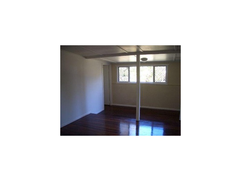 57 Miller Street, Urangan QLD 4655