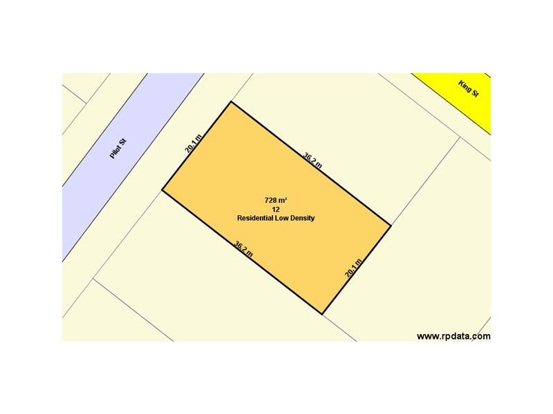 12  Pilot St, Urangan QLD 4655