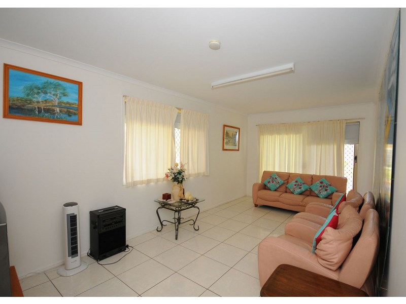 9 Caswell Court, Torquay QLD 4655
