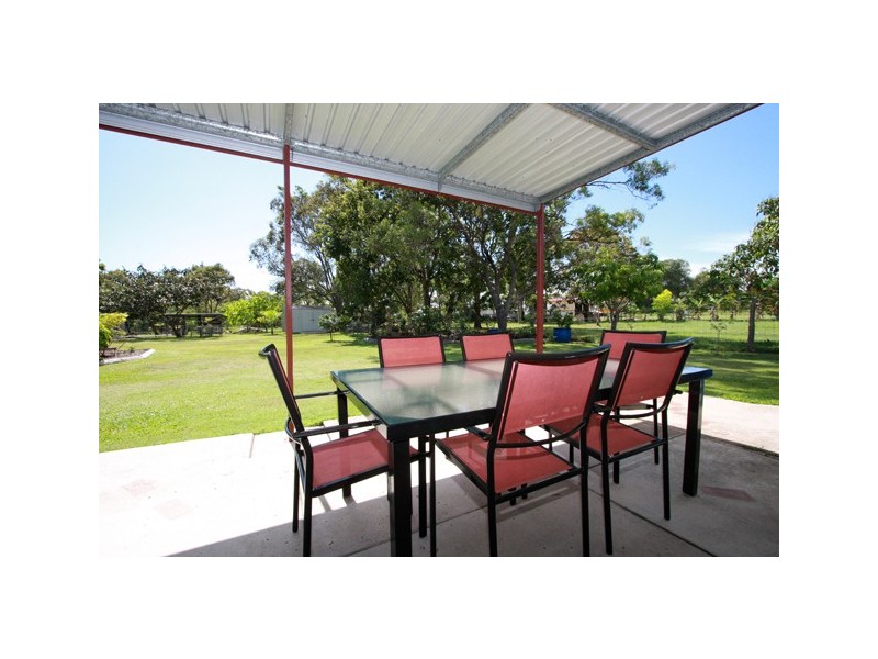 34  Bluewater Rd, Booral QLD 4655