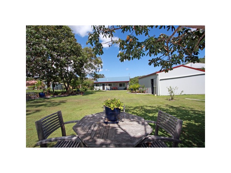 34  Bluewater Rd, Booral QLD 4655
