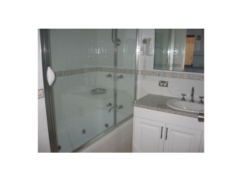 24 Great Sandy Straits Marina, Urangan QLD 4655
