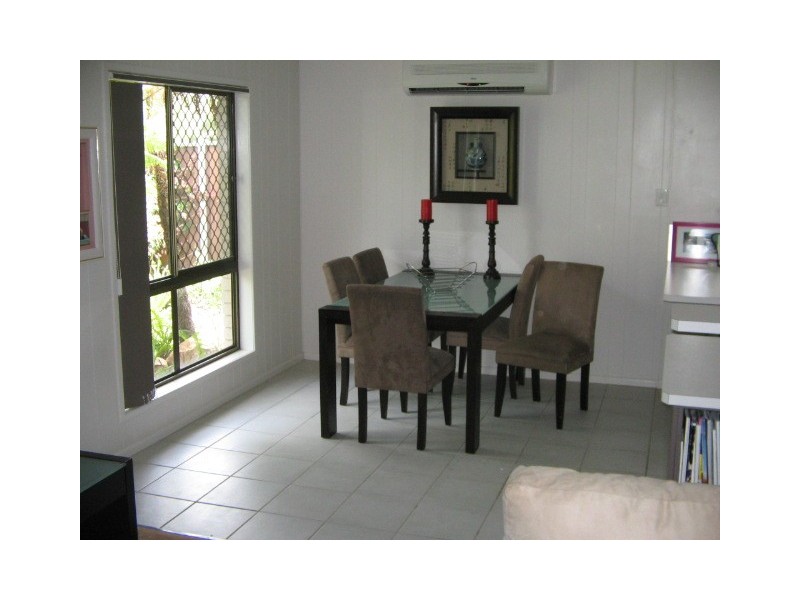 25 Cooloola Crescent, Urangan QLD 4655