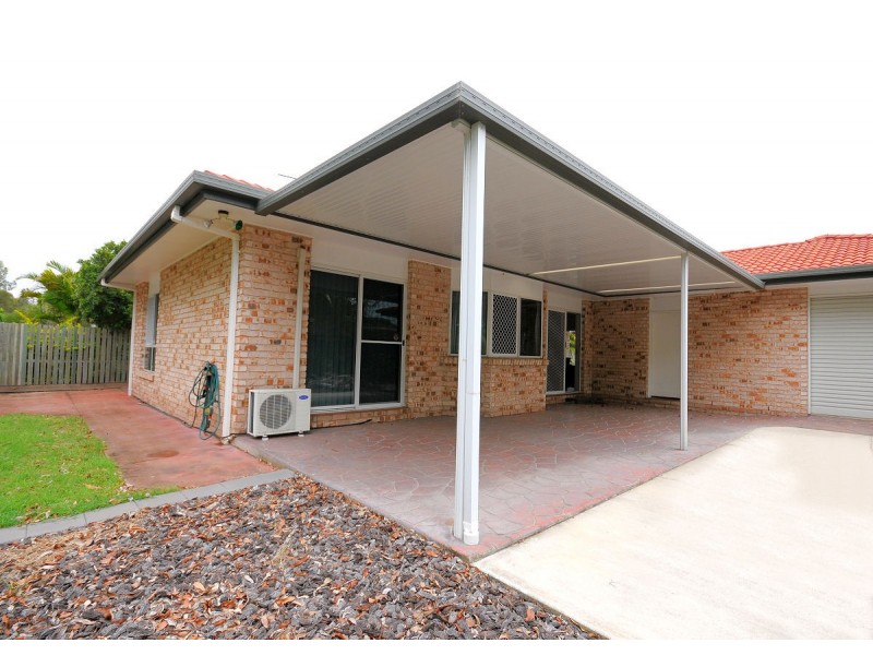 4 Earls Court, Point Vernon QLD 4655