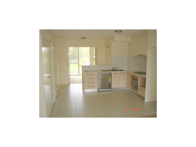 15/68 Pulgul St, Urangan QLD 4655