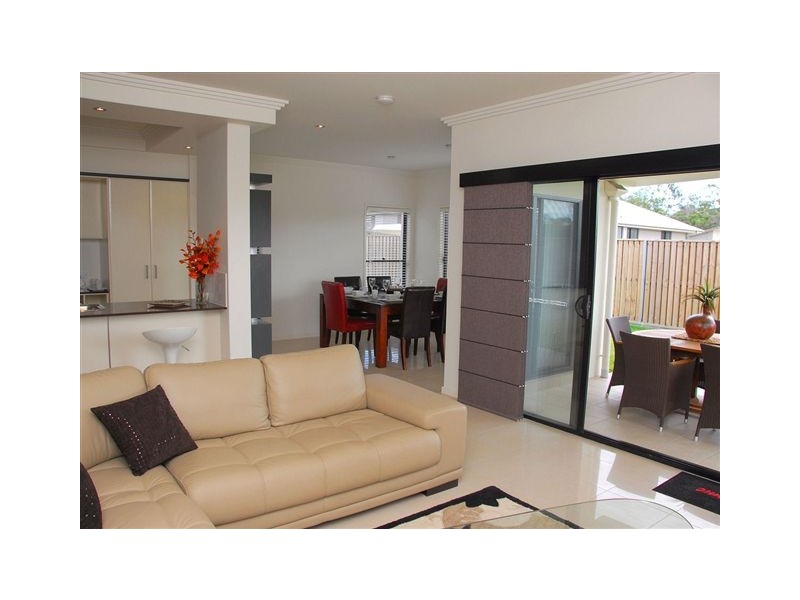 1 Bay Park Drive, Wondunna QLD 4655