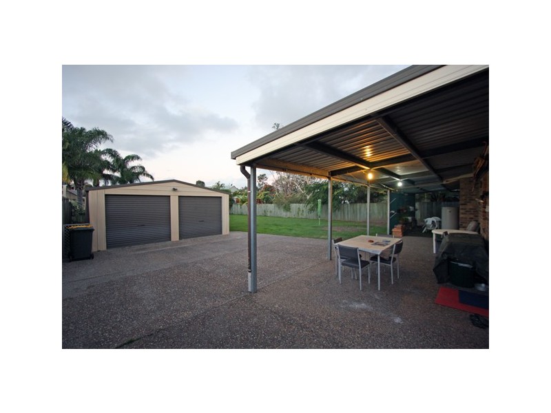 30 Fairway Street, Urraween QLD 4655
