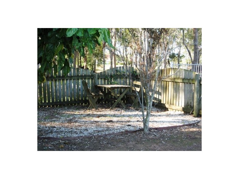 8 Patrick Street, Point Vernon QLD 4655