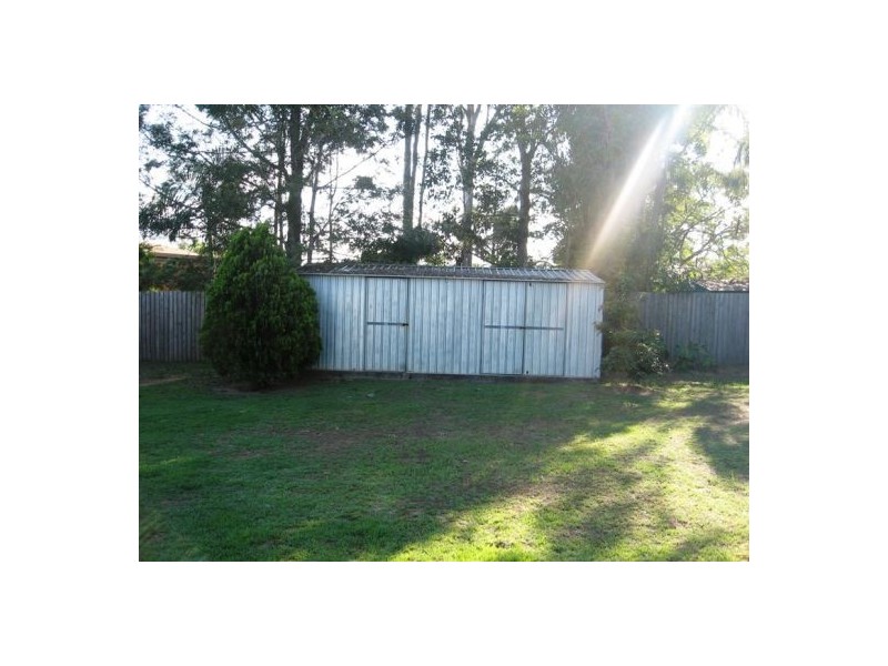 8 Patrick Street, Point Vernon QLD 4655