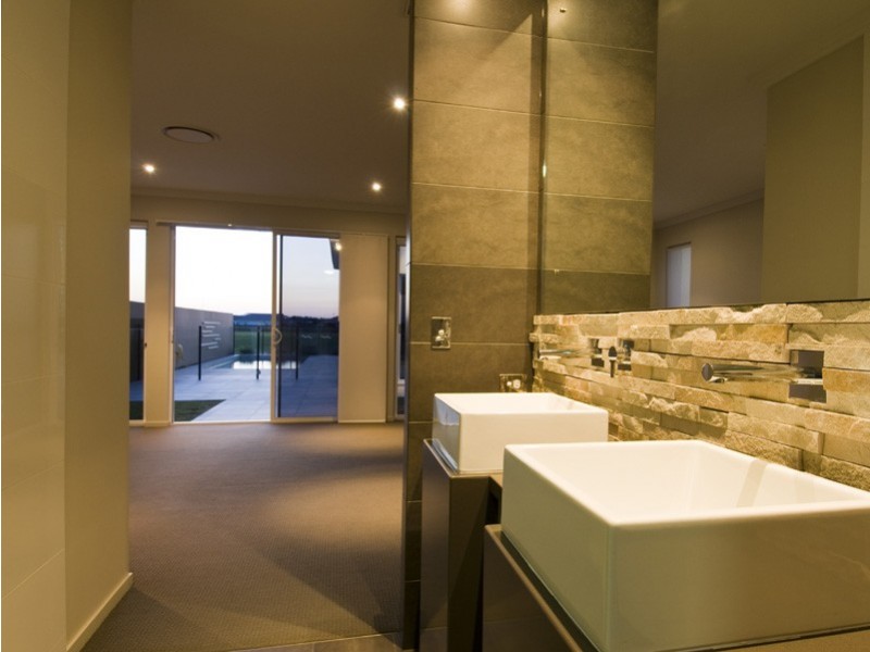 6 Mermaid Ct, Eli Waters QLD 4655