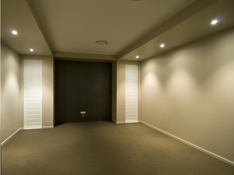 6 Mermaid Ct, Eli Waters QLD 4655