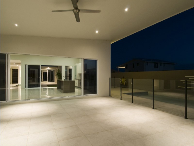 6 Mermaid Ct, Eli Waters QLD 4655