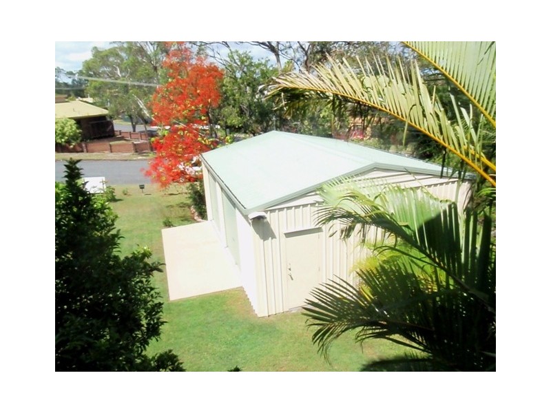 3 TOP STREET, Torquay QLD 4655