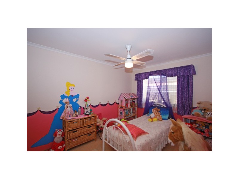 29 Royal Dr, Kawungan QLD 4655