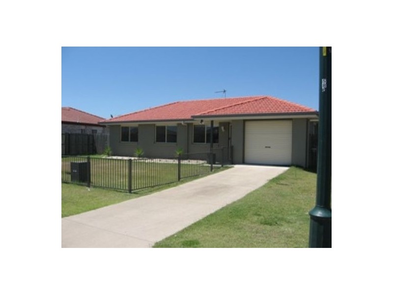 6 Pialba Downs Drive, Eli Waters QLD 4655