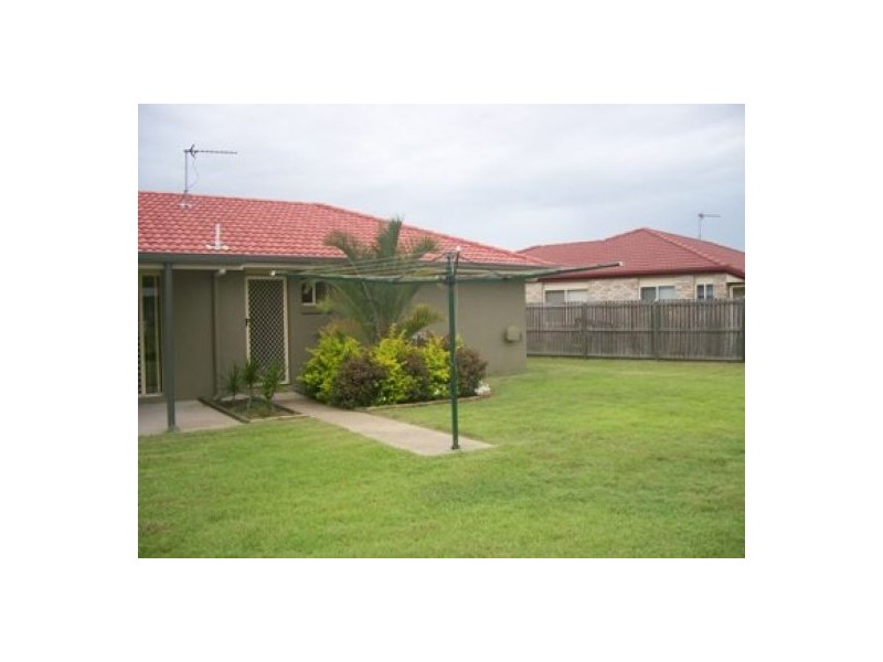 6 Pialba Downs Drive, Eli Waters QLD 4655