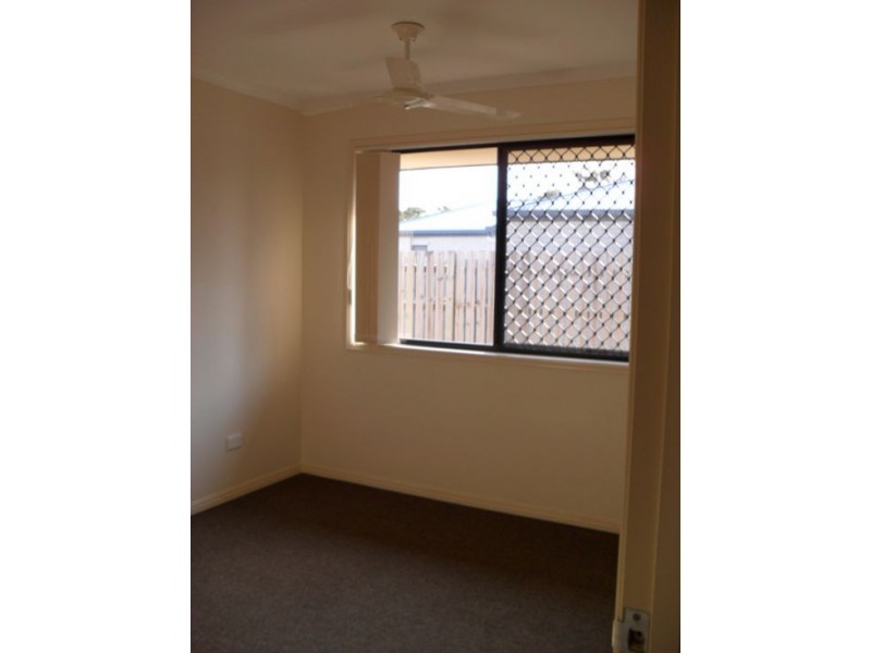 3 Pharlap Court, Point Vernon QLD 4655