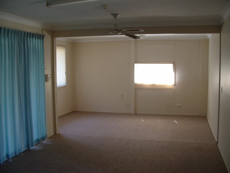 39 John Street, Scarness QLD 4655