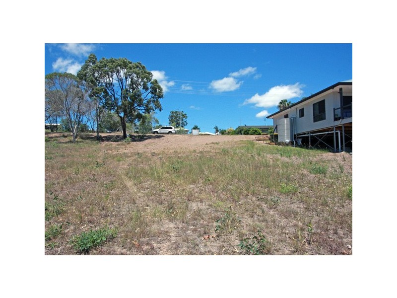 32 Petrel Ave, River Heads QLD 4655