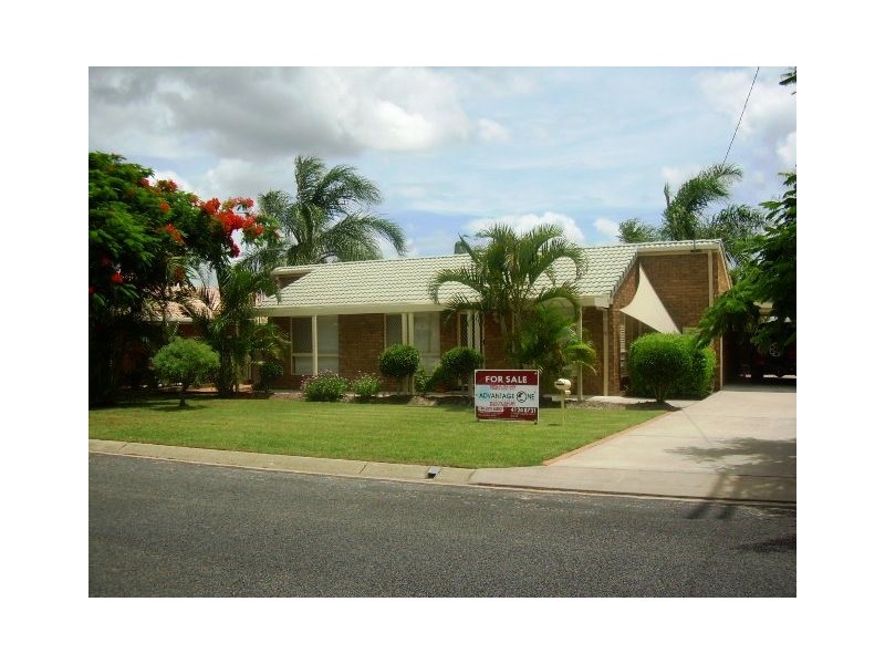 18 Desmond Drive, Hervey Bay QLD 4655