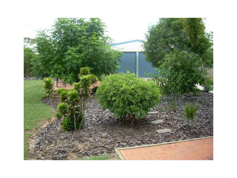18 Desmond Drive, Hervey Bay QLD 4655