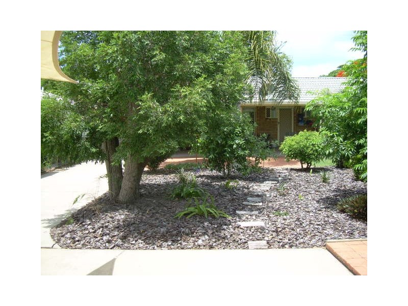 18 Desmond Drive, Hervey Bay QLD 4655