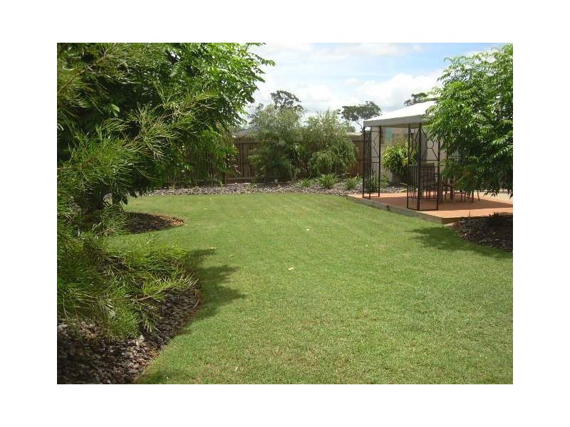 18 Desmond Drive, Hervey Bay QLD 4655