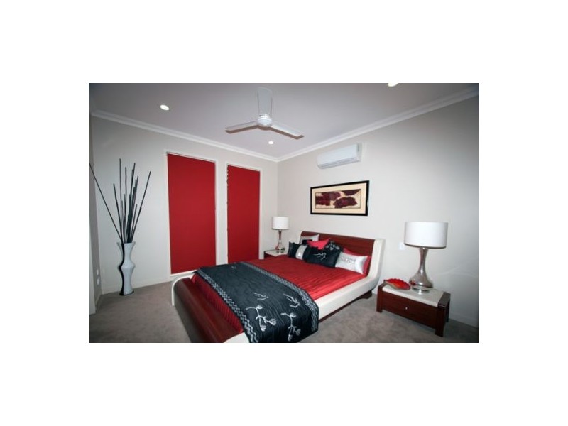 46 Taylor Street, Pialba QLD 4655