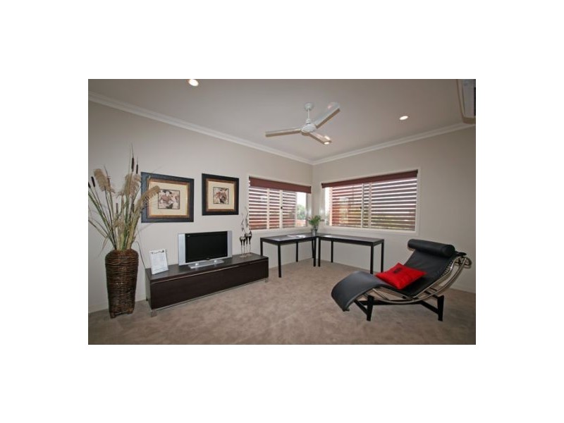 46 Taylor Street, Pialba QLD 4655