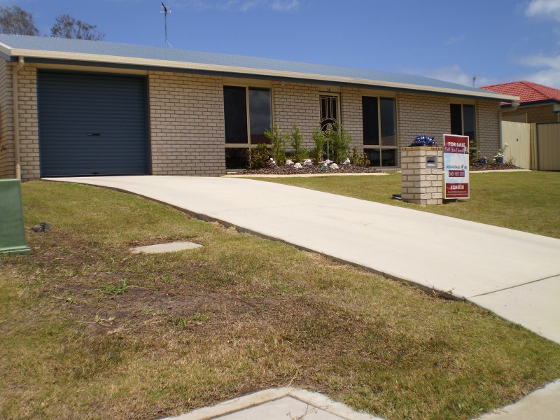 59 Bunya Crt, Eli Waters QLD 4655
