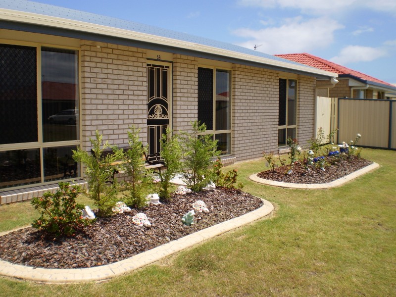 59 Bunya Crt, Eli Waters QLD 4655