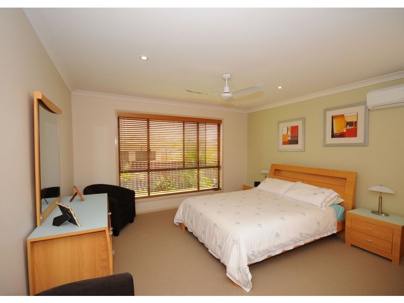 5 Parklink Avenue West, Wondunna QLD 4655