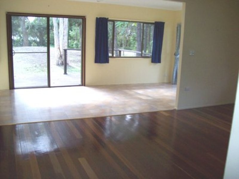 42 Kingfisher Parade, Toogoom QLD 4655