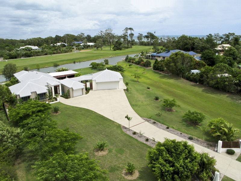 33 Ocean Park Dr, Dundowran Beach QLD 4655